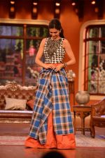 Deepika Padukone on the sets of Comedy Nights with Kapil in Filmcity, Mumbai on 5th Nov 2013